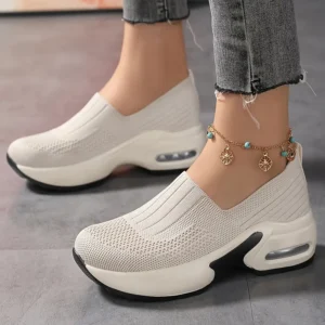 Versatile Sizing Options for Every Fit