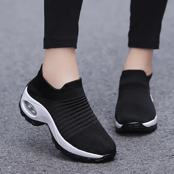 Women's All-Season Slip-On Cushioned Sneakers